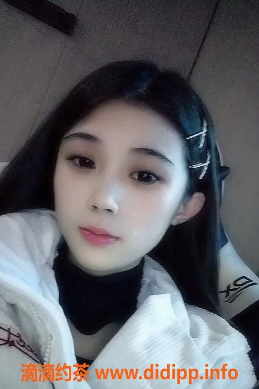 东莞楼凤-东城小宝：600元起，夜场2800元尽享服务