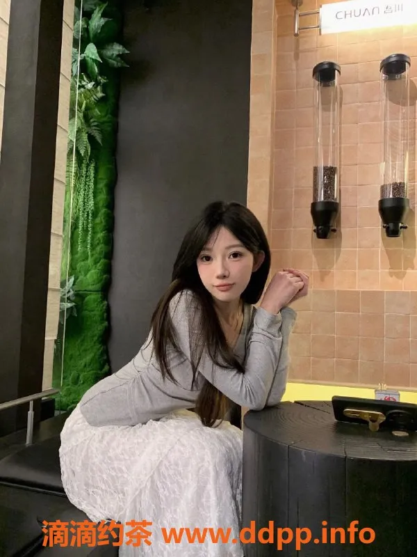 广州楼凤-天河杨晚清御姐，7P夜课服务等你体验