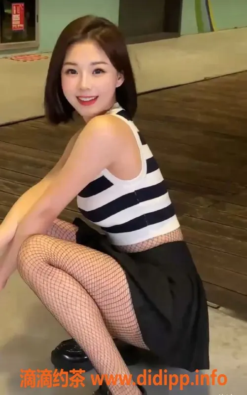 北京楼凤-朝阳区笑笑，26岁，166cm，服务多样，夜间2600元