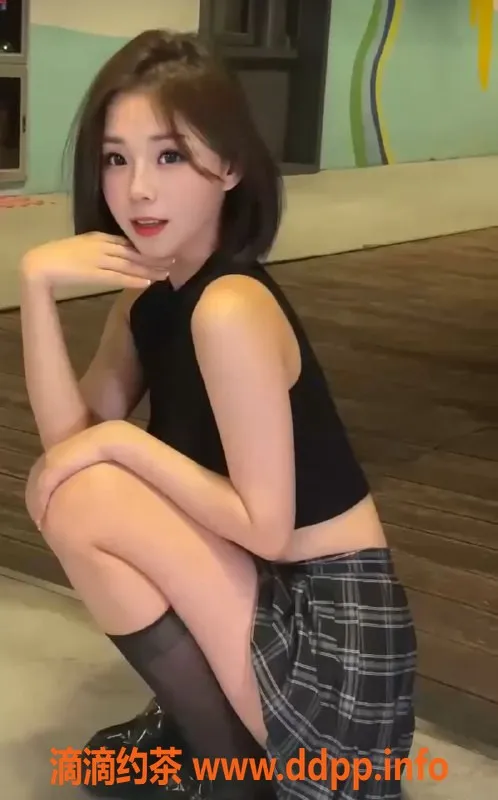 北京楼凤资源信息,朝阳区笑笑，26岁，166cm，服务多样，夜间2600元