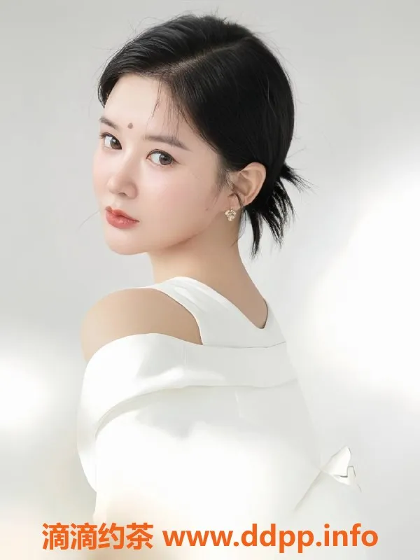 北京楼凤-朝阳区冉冉，36D纯天然南方妹子，1000起步