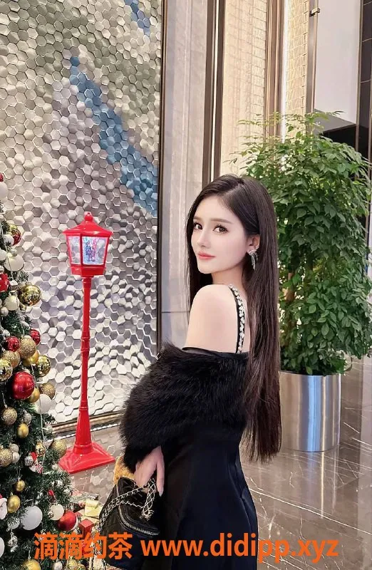 杭州楼凤-173cm古丽赛雅，高端温柔女神，邀你共度良宵