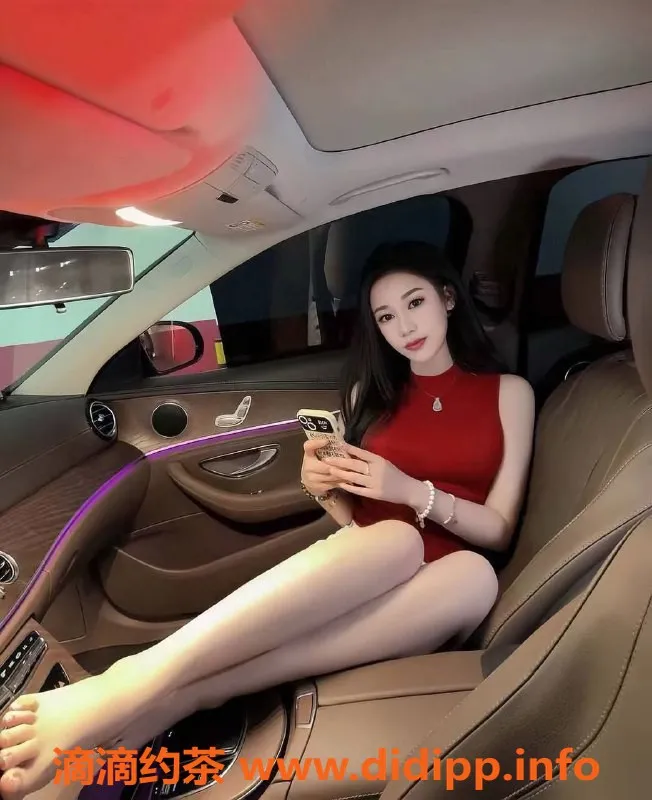 北京楼凤-东莞晴儿：27岁四川人、服务一流、颜值超高