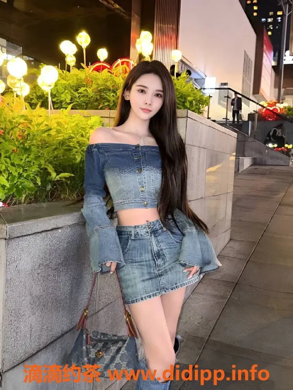 杭州楼凤资源信息,余杭轩轩少妇，700元私聊服务等你来体验！