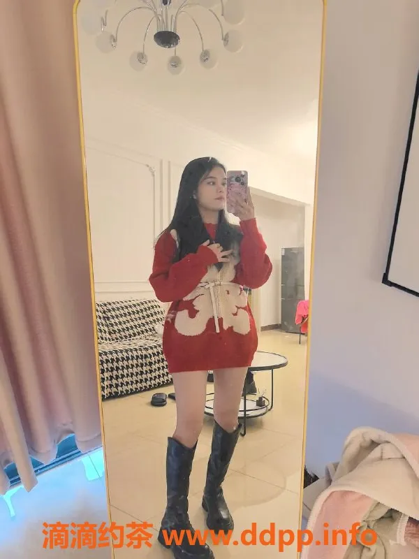 广州楼凤-海珠嫩妹小七，夜课鸳鸯浴6P价格超值