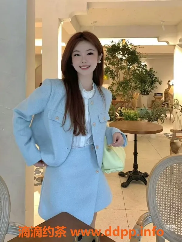 广州楼凤-天河御姐宝宝吖，8P服务双飞体验