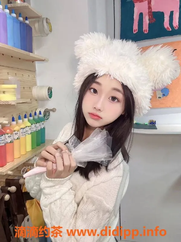 上海楼凤-普陀小彤，166cm，46kg，超值服务邀你体验