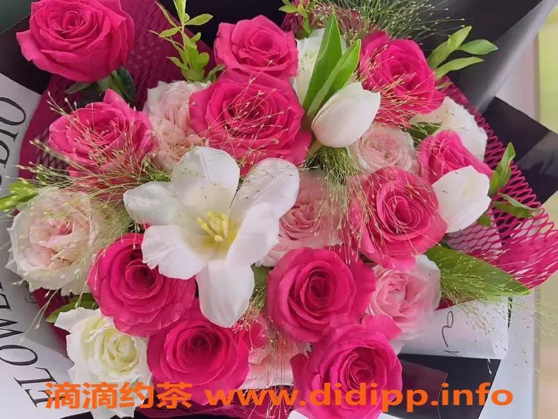 武汉楼凤-婉清，身高165，体重50，服务热情周到