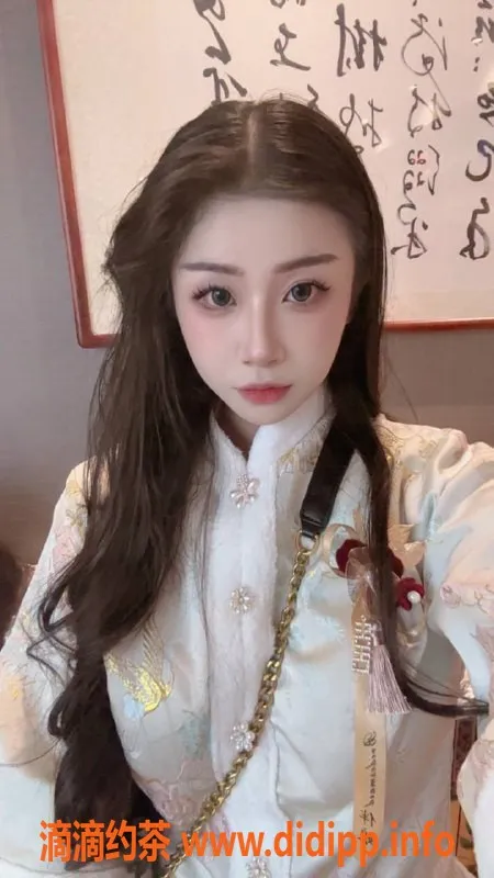 长沙楼凤-雨花区御姐型柳雯，500元起服务体验