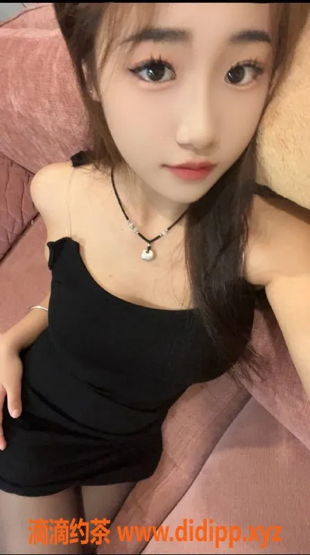 广州楼凤-天河嫩妹小希视频验证，700元起约