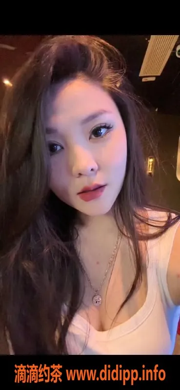 成都楼凤-成都花仙子【25岁】【167微胖】价格700元起