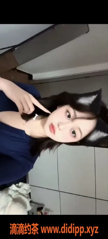 长沙楼凤-芙蓉区甜甜，19岁165cm，36D隐秘服务