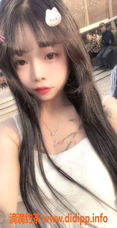 郑州楼凤-金水区19岁晨曦，160cm/98斤，全套服务仅需7元！