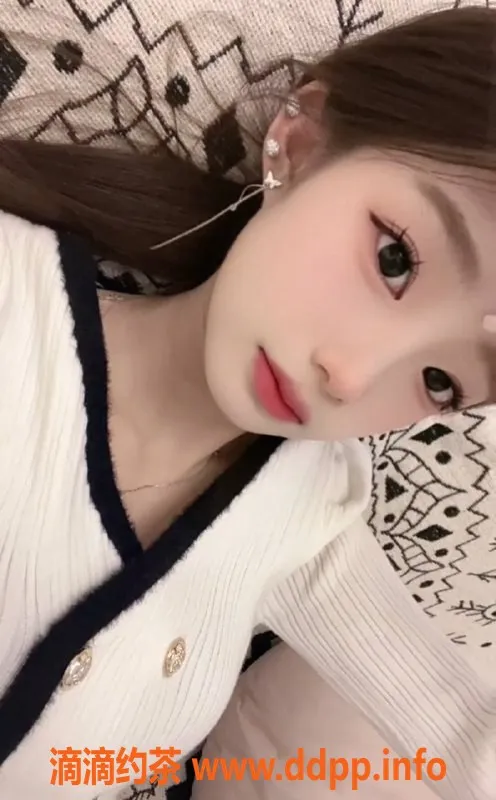 成都楼凤-成华区18岁小妹彤彤，颜值高，服务棒