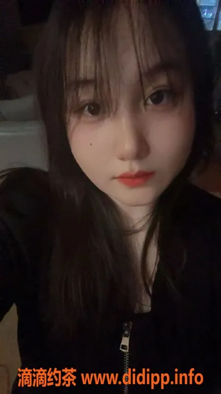 成都楼凤-青羊区楠楠，御姐服务，课时费5p