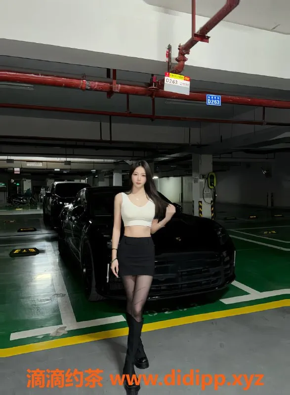 广州楼凤-天河萌萌，御姐大胸8P服务等你来体验