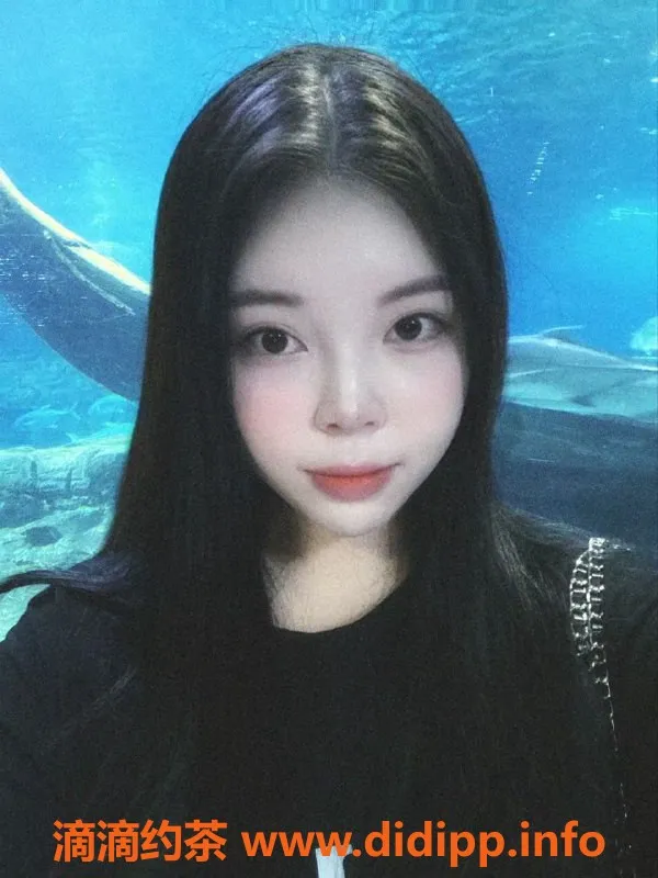 广州楼凤资源信息,天河依依，视频认证美女，700便宜体验