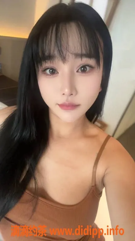 广州楼凤-金沙洲姜沅沅，800元体验舌吻与69p服务