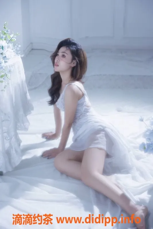 东莞楼凤资源信息,大朗宝妹，162cm，49kg，亲密护理享受