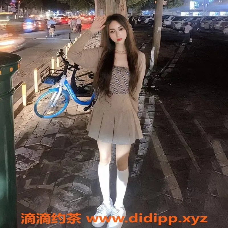 东莞楼凤-南城抓龙筋小颜，500元起享受服务