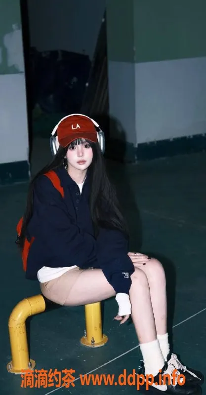 西安楼凤-西安高新区 七七宝 600元私密服务