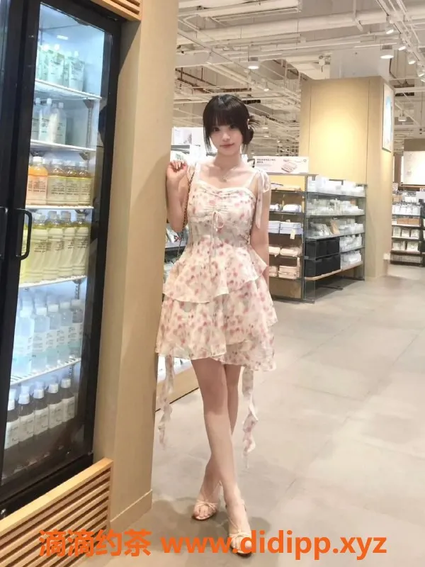 广州上门服务-广佛灵儿，极品学生妹，身临其境体验！