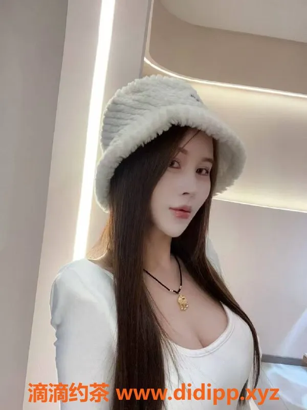 深圳楼凤-龙华大茜茜，800元起，专业服务等你体验