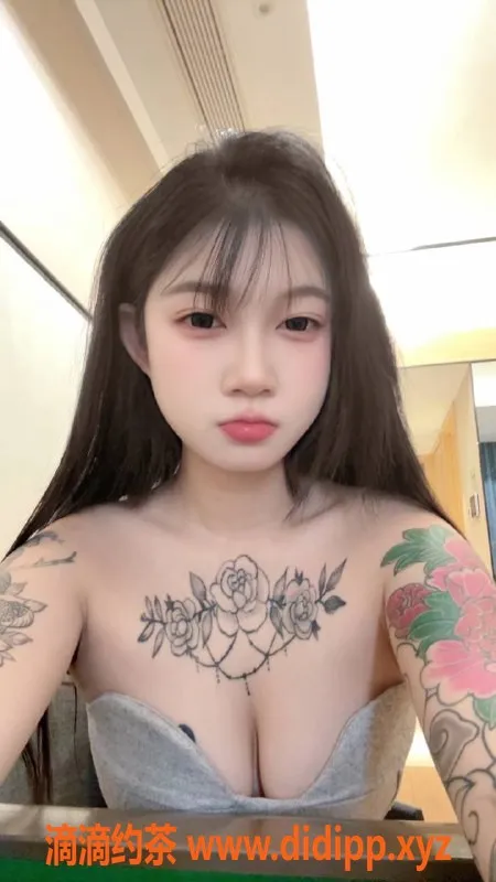 杭州楼凤-上城嫩妹念诗，900元起提供多项服务