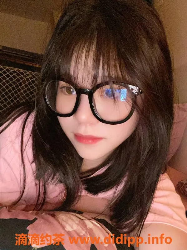 上海楼凤资源信息,静安 可爱鬼 158cm B+ 身材比例 消费1200P起