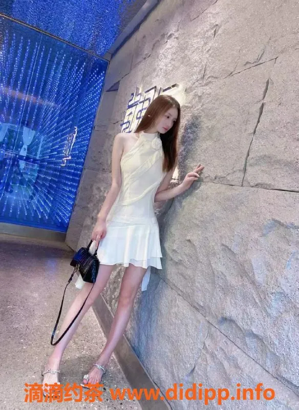 珠海楼凤-坦洲小美，身高165，妩媚服务超赞！