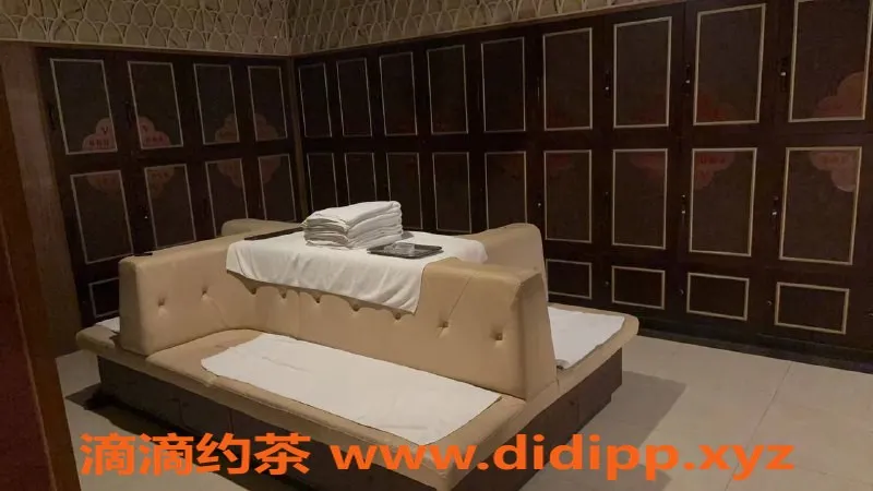 广州spa会所-白云金泉汇95后美女技师 冰火两重天