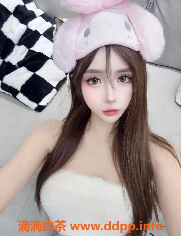 广州楼凤-天河御姐咪哑，25PP舌吻服务，感受大胸魅力！