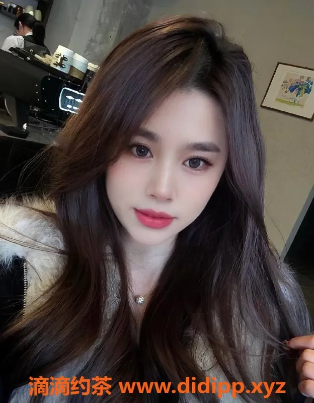 广州楼凤-黄埔雪儿，御姐大胸热情服务6P体验