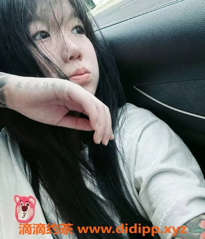 成都楼凤-成都六筒，16岁匀称嫩妹，600元一次