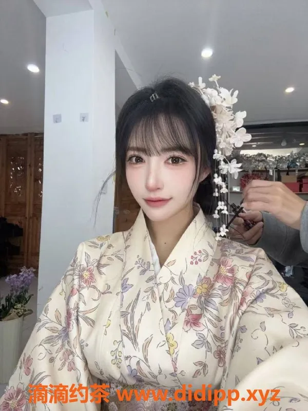 杭州外围-杭州美少女小老虎21岁，D罩杯，1200起