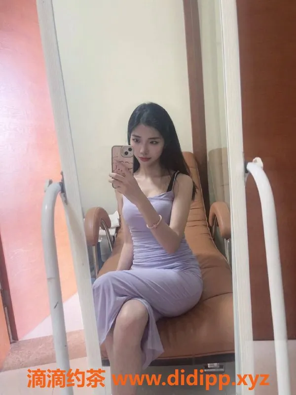 广州上门服务资源信息,广州天河甜甜19岁，身高166，胸围34D，600元上门服务