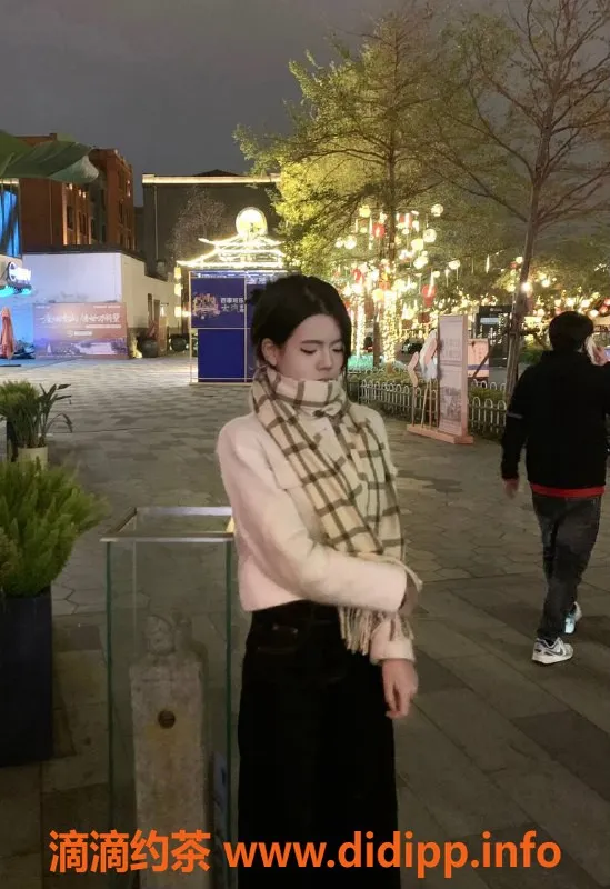 福州楼凤资源信息,仓山区蛋卷，18岁身高165，价格800P起