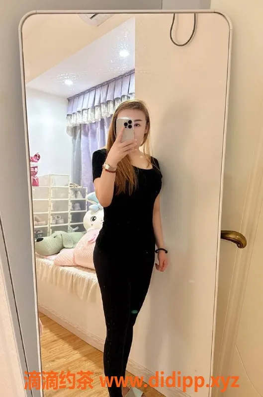 重庆楼凤-黄泥磅娇娇，27岁168身高D杯顶级服务