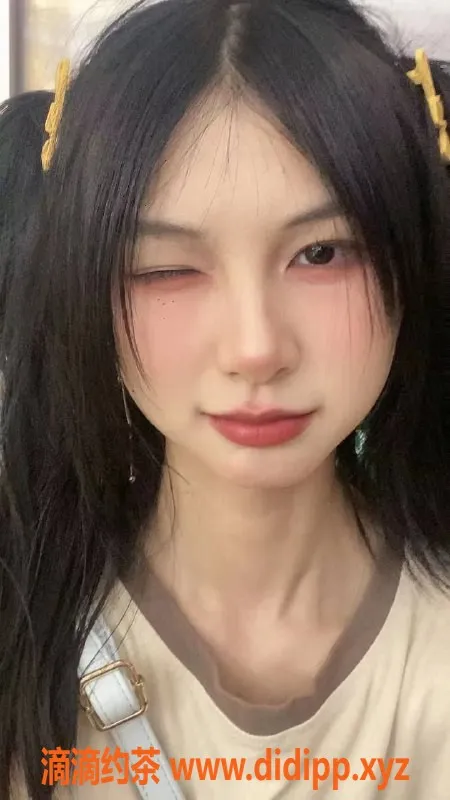 重庆楼凤-眠眠，甜美少女，88斤，提供专业服务