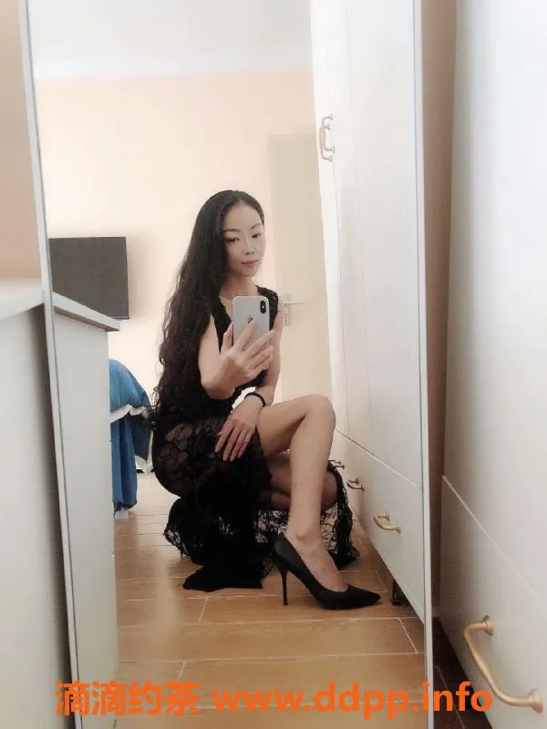 上海上门服务资源信息,上海闵行口活厉害，OL制服诱惑，只需500