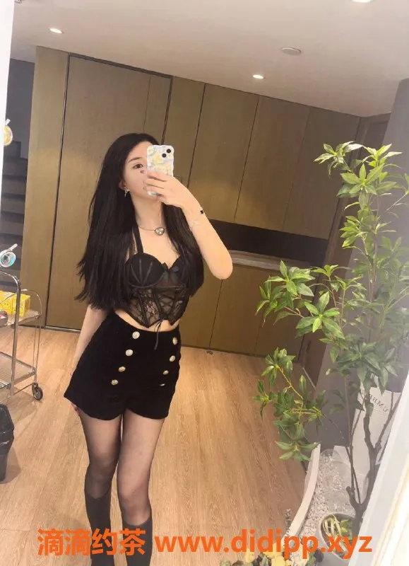 上海楼凤-徐汇安安，165cm C罩杯，1000起价，丰富服务等你来享