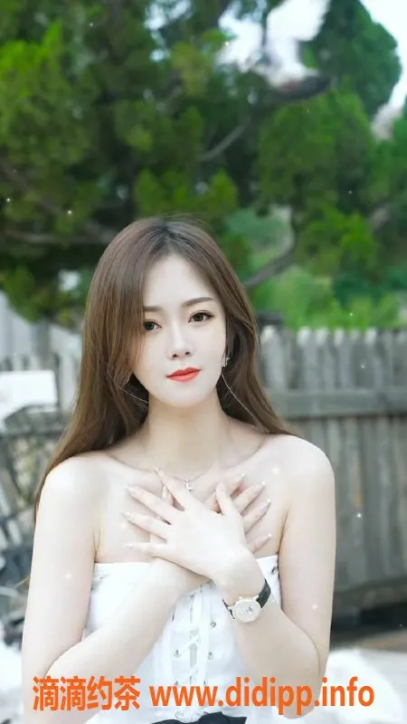 长沙楼凤-岳麓区小晴，170身高，36D胸围，24岁