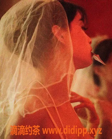 广州楼凤-海珠御姐欧阳念念，6P鸳鸯浴体验