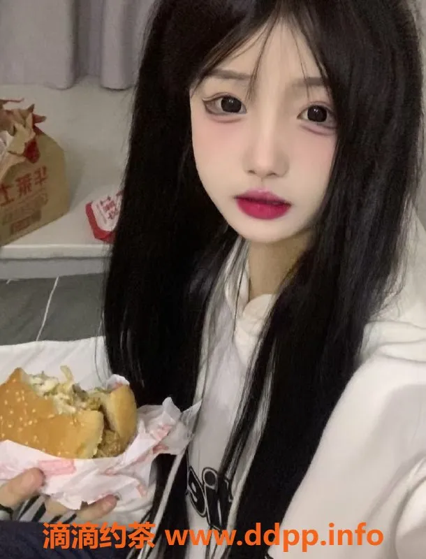 重庆楼凤-重庆回兴乖乖妹，165cm，18岁，B罩杯