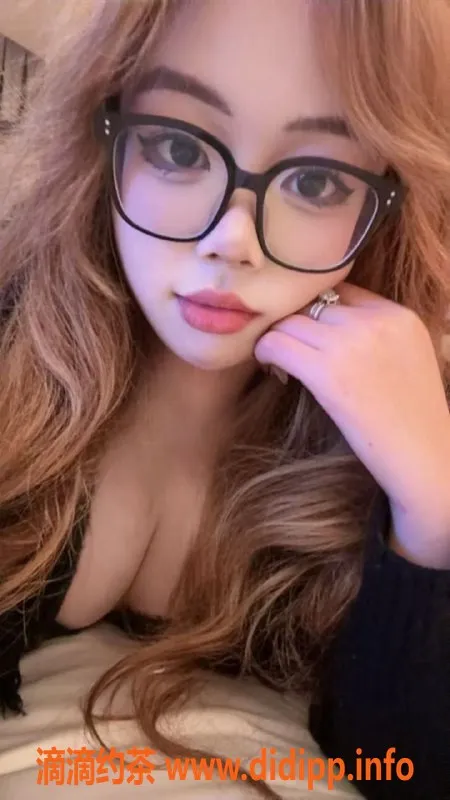 杭州上门服务-杭州19岁微胖嫩妹谭璐，800上门服务