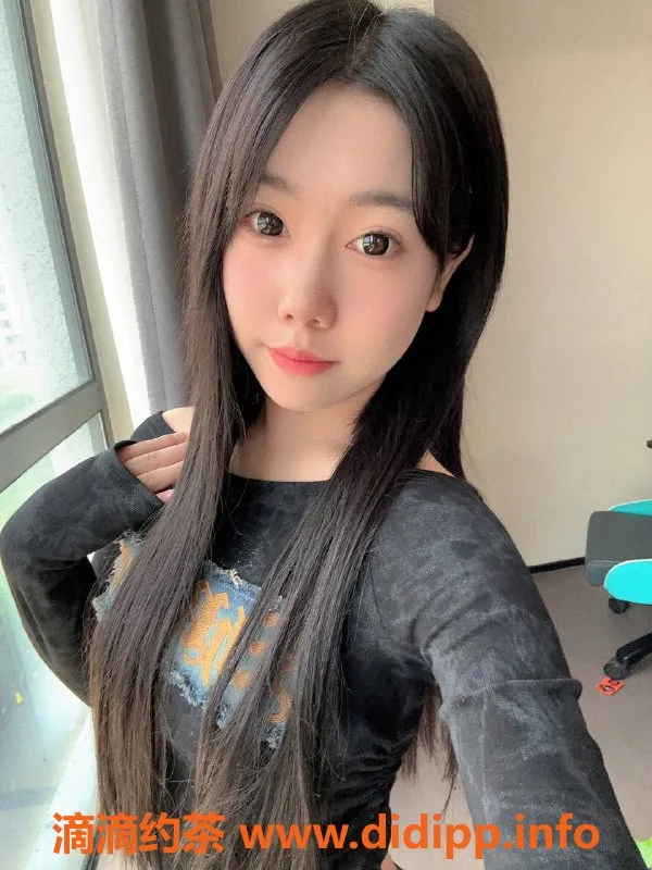 杭州上门服务-杭州拱墅区小贝，19岁34C嫩妹，800元上门服务