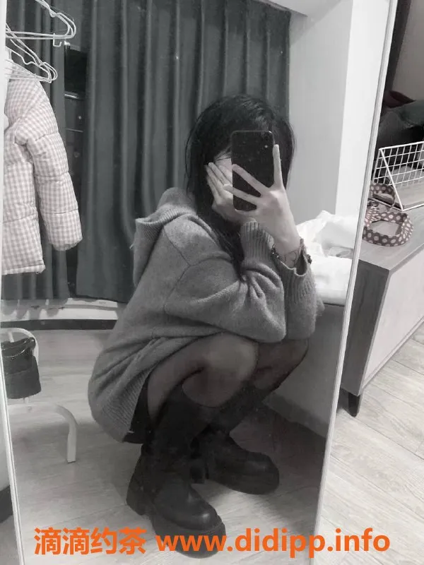 成都楼凤-成都嫩妹西西，160高100体，陪洗口做仅600