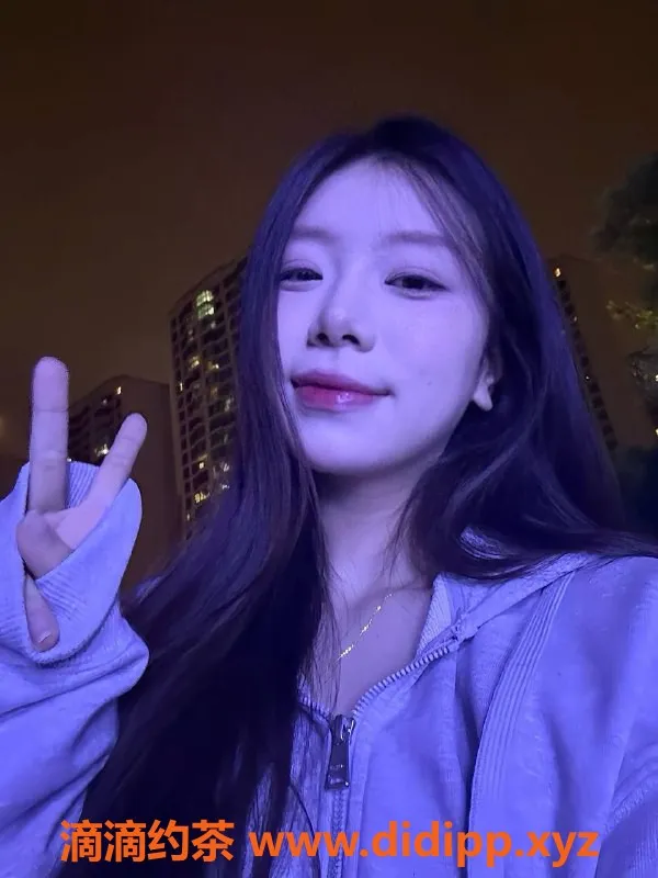 长沙楼凤资源信息,岳麓区西西，162cm小巧玲珑，19岁C罩杯