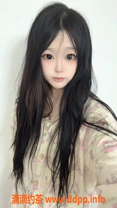 长沙楼凤-雨花区18岁招财，身高168cm，服务超棒