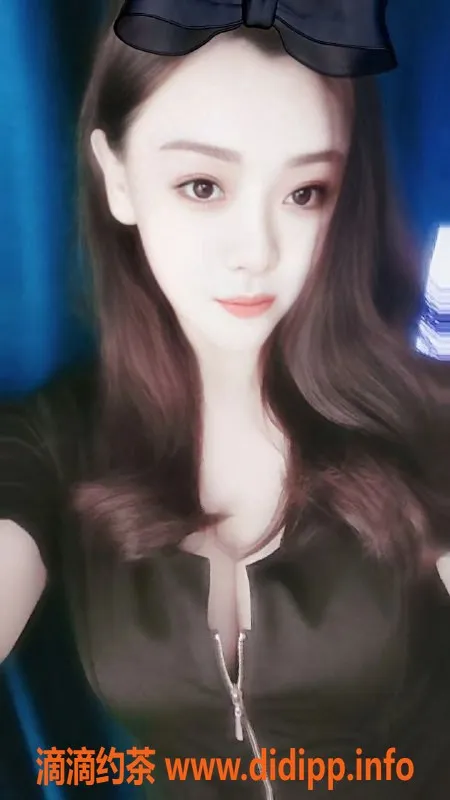 长沙楼凤-岳麓区小晴，170身高，36D胸围，24岁